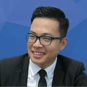 覃小龙