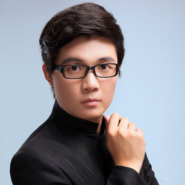 李辉