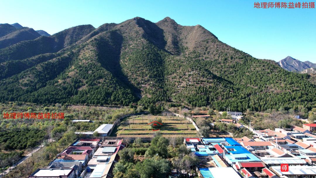 冲天飞凤穴下其梢十三陵之万娘娘坟