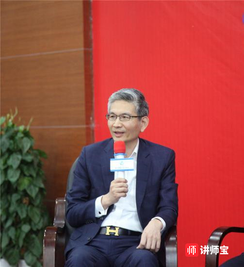 黄力泓