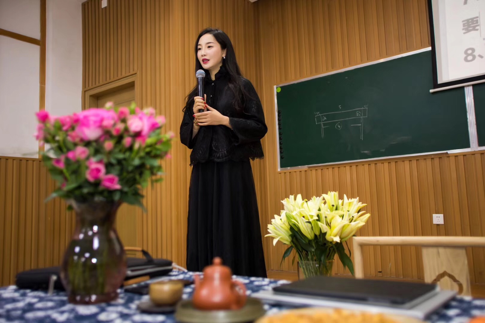 张龄之:不把没有钱,没有时间放在嘴边.